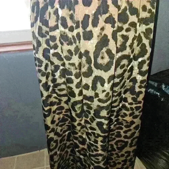 Womans Cheetah Print Womans Hi-Lo Skirt Size XL - Picture 8 of 10